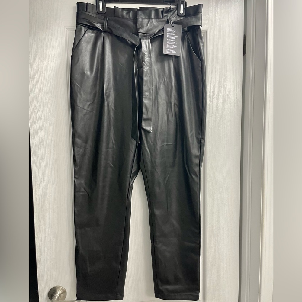 Vero Moda | Faux Leather Pants